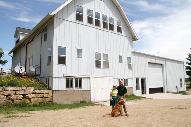 Barn Wedding Venue near Madison Wi Simply Perfect